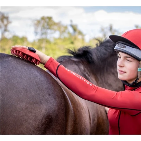 LeMieux Mouse Groomer 4 LeMieux Mouse Groomer - Image 4