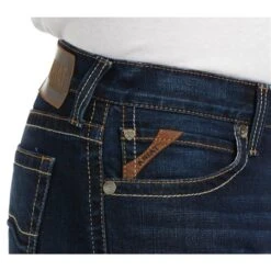 Ariat Mens M8 Modern Stretch Calero Slim Leg Jean 6 Ariat Mens M8 Modern Stretch Calero Slim Leg Jean -Equestrian Supplies Store 55773 2