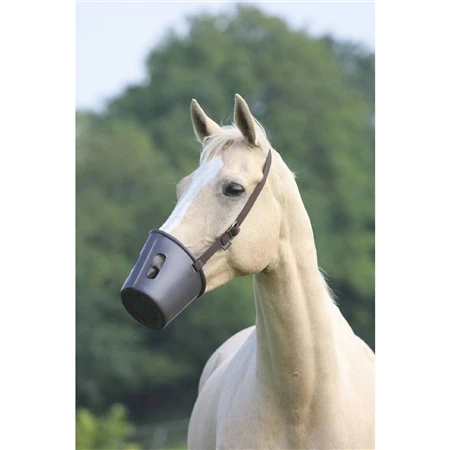 Shires Plastic Muzzle 1 Shires Plastic Muzzle