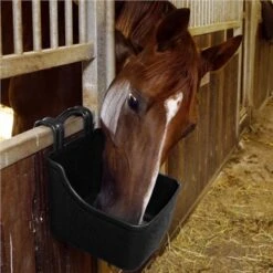 GEWA Hanging Trough With Handle 7 GEWA Hanging Trough With Handle -Equestrian Supplies Store 69708 3
